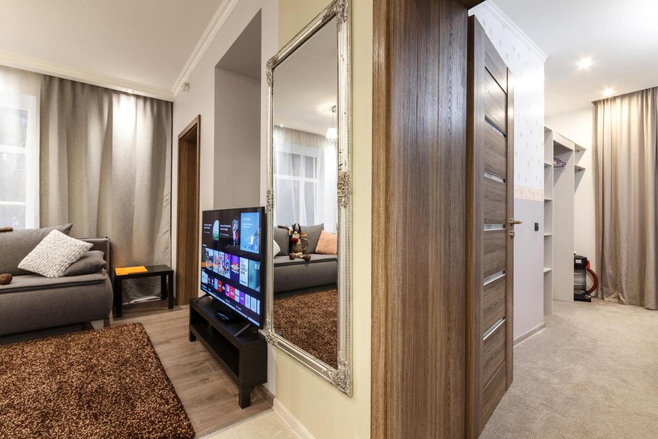 Parkcosylux Two Bedrooms Apart Free Parking Riga Exteriör bild